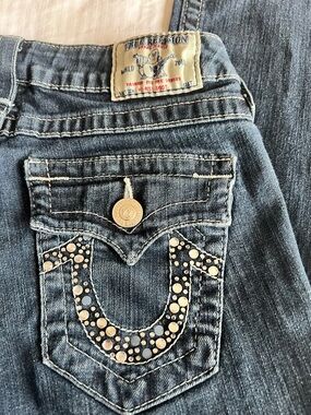 True Religion Dark Blue Straight Leg Jeans  27 Low Rise Embellished Back Pockets